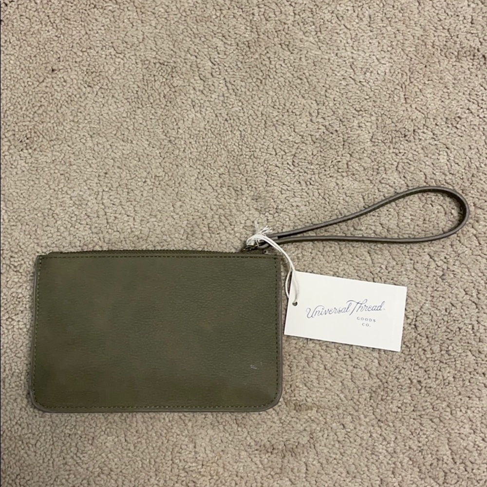 Wristlet
